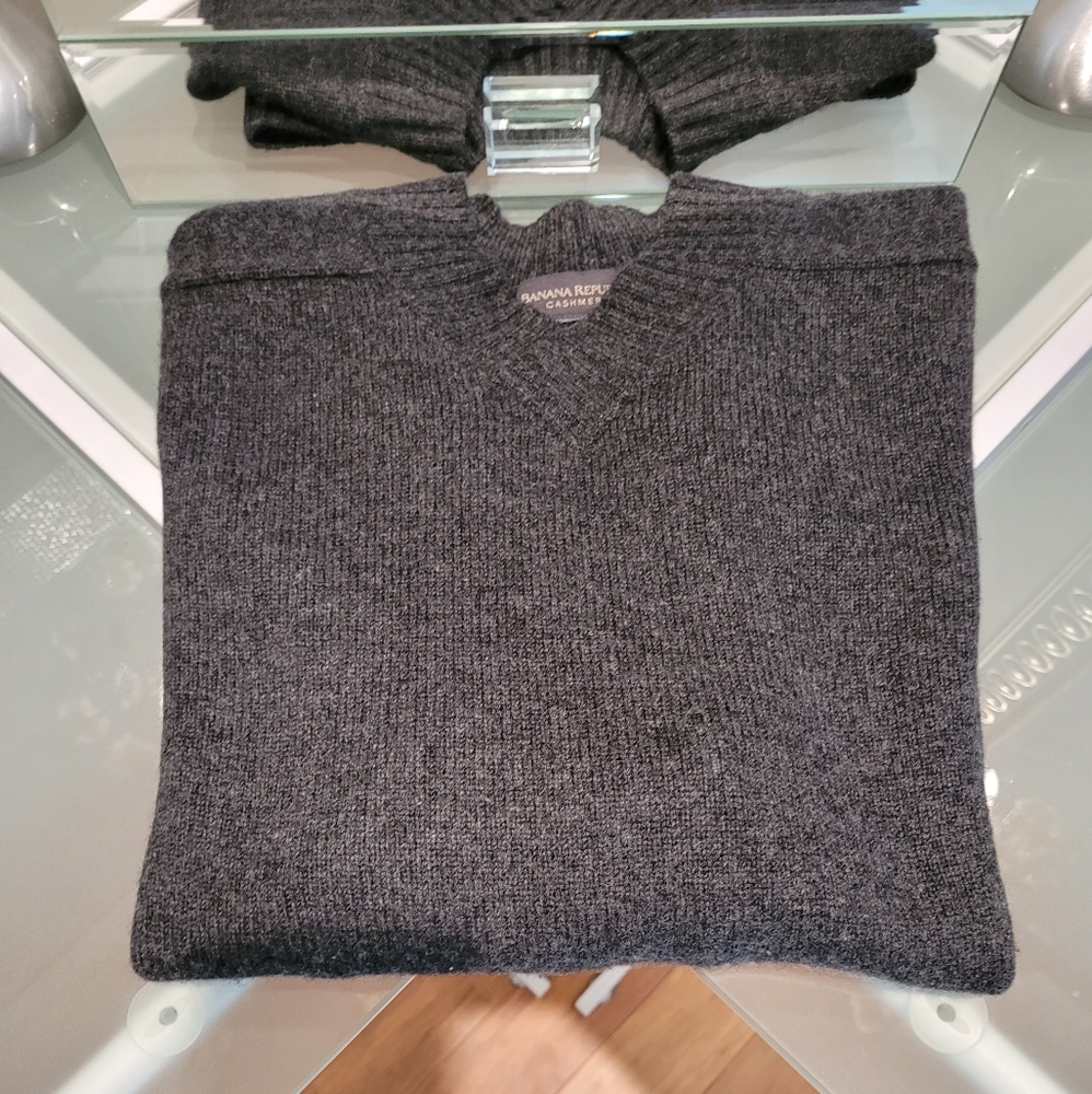 NEW BANANA REPUBLIC MEN'S 100%CASHMERE SWEATER